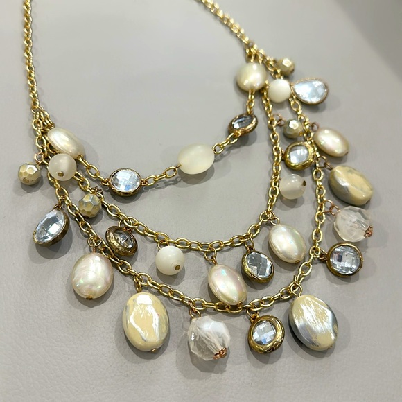 Embellished layer necklace - Picture 2 of 6
